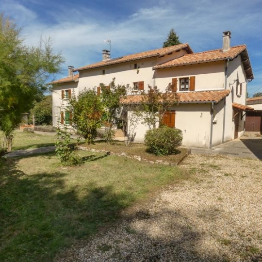 Agence Immobilière Berland Bennett : Maison / Villa | SAUZE-VAUSSAIS (79190) | 246.00m2 | 342 875 € Agence Immobilière Berland Bennett : Maison / Villa | SAUZE-VAUSSAIS (79190) | 246.00m2 | 342 875 €
