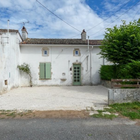 Agence Immobilière Berland Bennett : Maison / Villa | SAUZE-VAUSSAIS (79190) | 83.00m2 | 67 527 € Agence Immobilière Berland Bennett : Maison / Villa | SAUZE-VAUSSAIS (79190) | 83.00m2 | 67 527 €