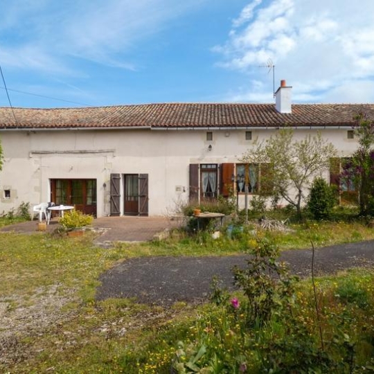 Agence Immobilière Berland Bennett : Maison / Villa | SAUZE-VAUSSAIS (79190) | 140.00m2 | 109 000 € Agence Immobilière Berland Bennett : Maison / Villa | SAUZE-VAUSSAIS (79190) | 140.00m2 | 109 000 €