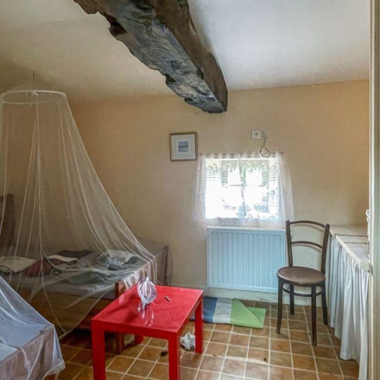  Agence Immobilière Berland Bennett : House | SAUZE-VAUSSAIS (79190) | 199 m2 | 89 000 € 