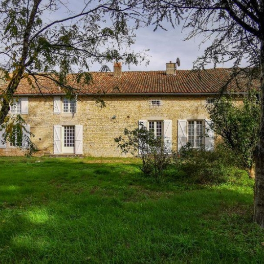 Agence Immobilière Berland Bennett : Maison / Villa | SAUZE-VAUSSAIS (79190) | 270.00m2 | 150 220 € 