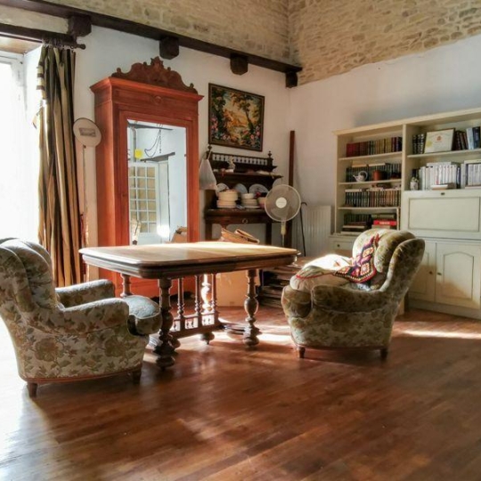  Agence Immobilière Berland Bennett : Maison / Villa | SAUZE-VAUSSAIS (79190) | 270 m2 | 129 600 € 