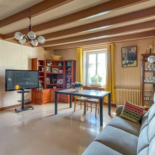  Agence Immobilière Berland Bennett : House | SAUZE-VAUSSAIS (79190) | 190 m2 | 199 000 € 