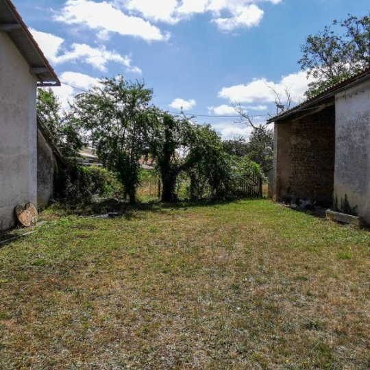  Agence Immobilière Berland Bennett : House | SAUZE-VAUSSAIS (79190) | 88 m2 | 37 870 € 