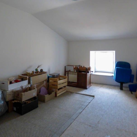  Agence Immobilière Berland Bennett : House | CHEF-BOUTONNE (79110) | 135 m2 | 92 990 € 