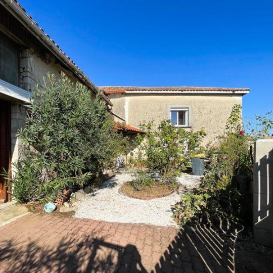  Agence Immobilière Berland Bennett : Maison / Villa | RUFFEC (16700) | 126 m2 | 99 800 € 