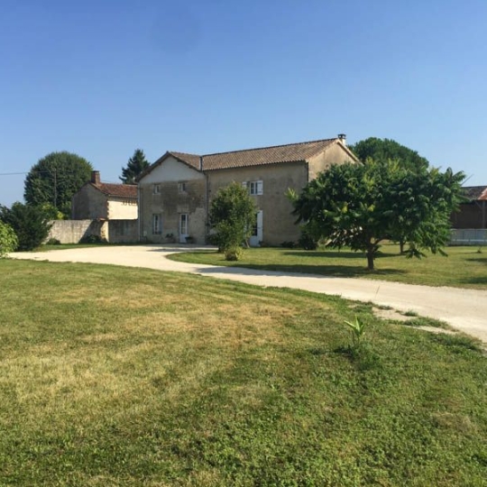  Agence Immobilière Berland Bennett : Maison / Villa | RUFFEC (16700) | 300 m2 | 337 600 € 