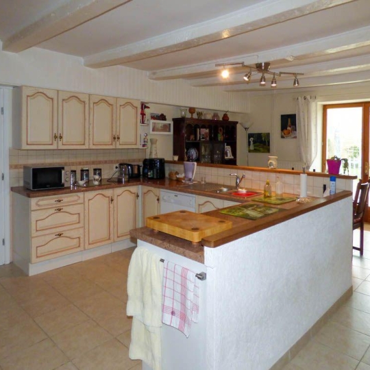  Agence Immobilière Berland Bennett : House | SAUZE-VAUSSAIS (79190) | 154 m2 | 210 000 € 