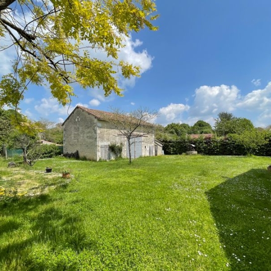  Agence Immobilière Berland Bennett : Maison / Villa | CIVRAY (86400) | 158 m2 | 119 000 € 