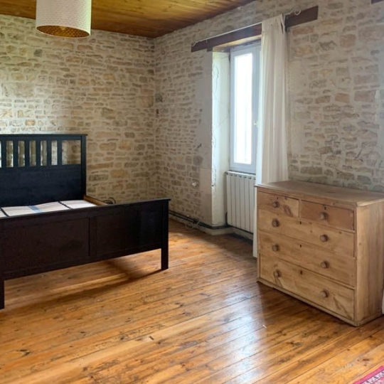  Agence Immobilière Berland Bennett : Maison / Villa | CIVRAY (86400) | 158 m2 | 119 000 € 