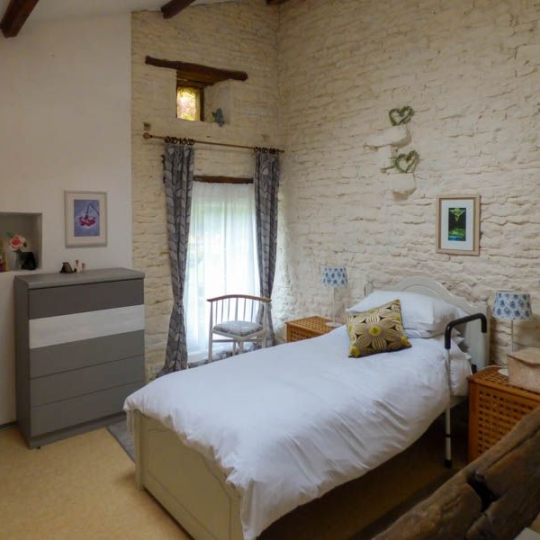  Agence Immobilière Berland Bennett : Maison / Villa | CHAUNAY (86510) | 150 m2 | 109 000 € 