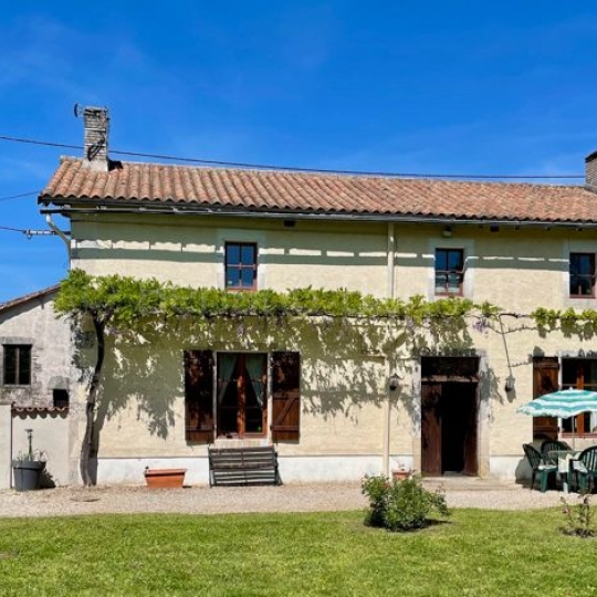  Agence Immobilière Berland Bennett : Maison / Villa | CIVRAY (86400) | 173 m2 | 160 950 € 