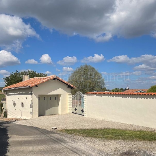  Agence Immobilière Berland Bennett : Maison / Villa | CIVRAY (86400) | 130 m2 | 186 700 € 
