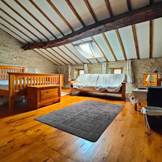  Agence Immobilière Berland Bennett : Maison / Villa | CHAUNAY (86510) | 308 m2 | 285 900 € 