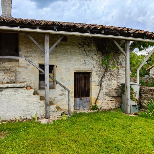  Agence Immobilière Berland Bennett : Maison / Villa | CHAUNAY (86510) | 308 m2 | 285 900 € 