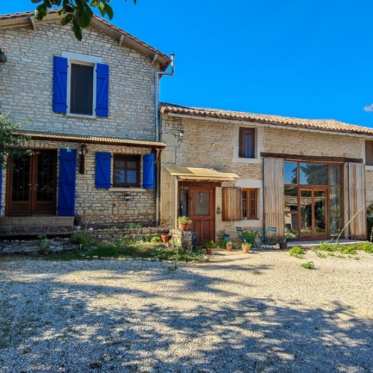 Agence Immobilière Berland Bennett : Maison / Villa | SAUZE-VAUSSAIS (79190) | 290.00m2 | 285 000 € 
