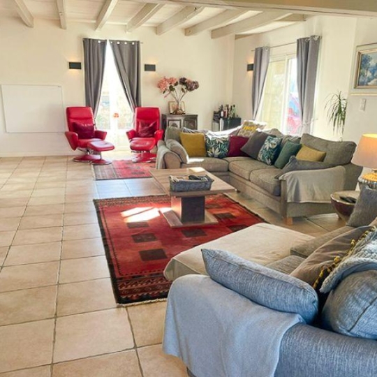  Agence Immobilière Berland Bennett : Maison / Villa | SAUZE-VAUSSAIS (79190) | 300 m2 | 359 500 € 