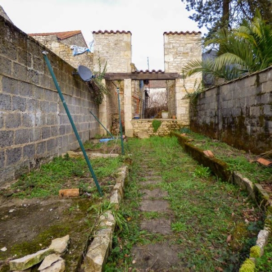  Agence Immobilière Berland Bennett : Maison / Villa | SAUZE-VAUSSAIS (79190) | 101 m2 | 49 950 € 