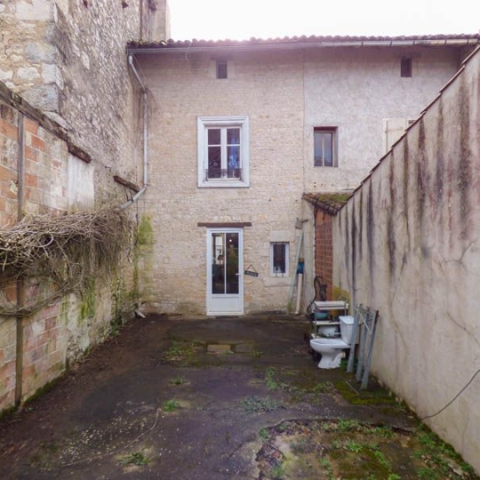  Agence Immobilière Berland Bennett : Maison / Villa | SAUZE-VAUSSAIS (79190) | 101 m2 | 49 950 € 