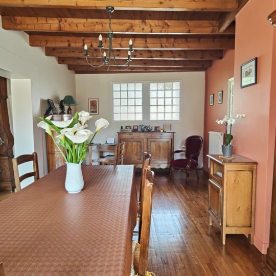  Agence Immobilière Berland Bennett : Maison / Villa | CIVRAY (86400) | 260 m2 | 265 000 € 