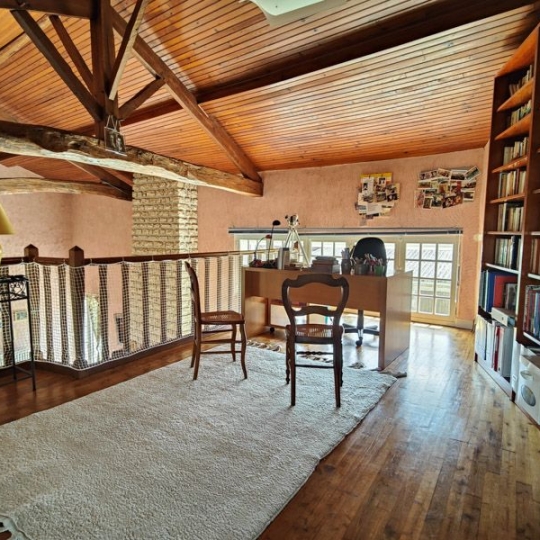  Agence Immobilière Berland Bennett : Maison / Villa | CIVRAY (86400) | 260 m2 | 265 000 € 