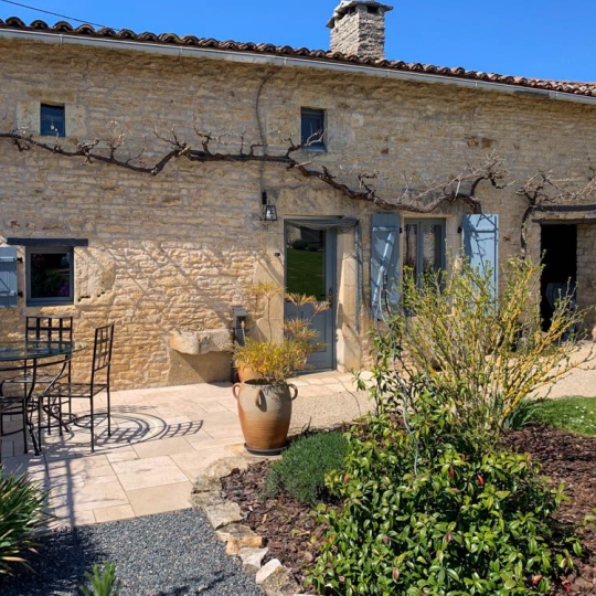  Agence Immobilière Berland Bennett : Maison / Villa | LEZAY (79120) | 234 m2 | 342 875 € 
