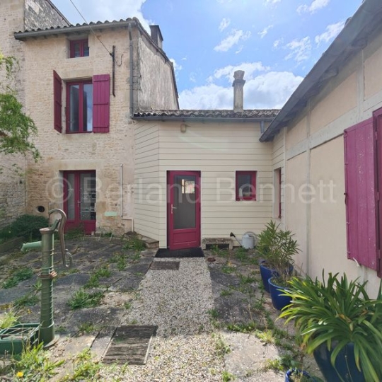 Agence Immobilière Berland Bennett : Local / Bureau | SAUZE-VAUSSAIS (79190) | 117.00m2 | 88 000 € 