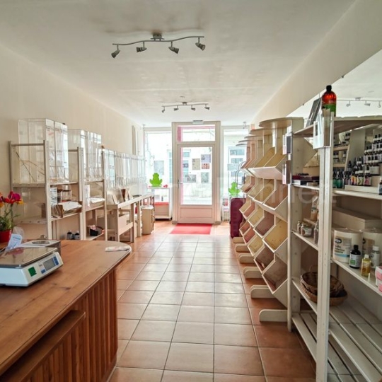  Agence Immobilière Berland Bennett : Local / Bureau | SAUZE-VAUSSAIS (79190) | 117 m2 | 88 000 € 