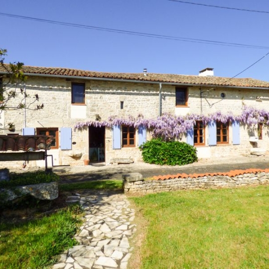 Agence Immobilière Berland Bennett : Maison / Villa | LA FORET-DE-TESSE (16240) | 190.00m2 | 186 725 € Agence Immobilière Berland Bennett : Maison / Villa | LA FORET-DE-TESSE (16240) | 190.00m2 | 186 725 €