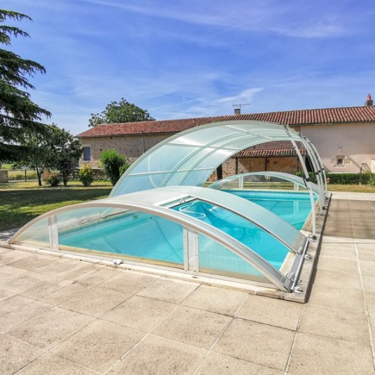  Agence Immobilière Berland Bennett : Maison / Villa | CIVRAY (86400) | 146 m2 | 223 000 € 