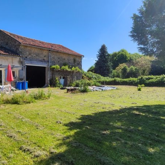  Agence Immobilière Berland Bennett : House | CHEF-BOUTONNE (79110) | 135 m2 | 129 600 € 