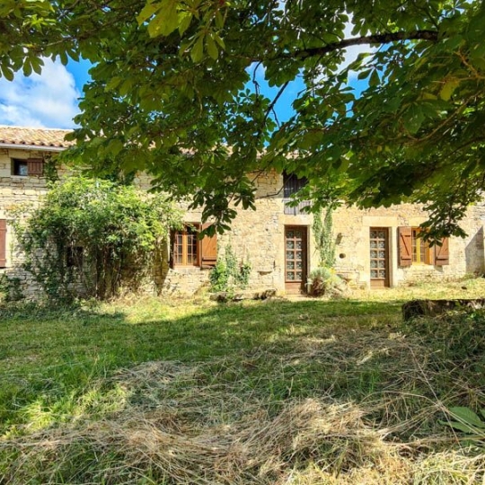 Agence Immobilière Berland Bennett : Maison / Villa | LEZAY (79120) | 204.00m2 | 144 800 € 