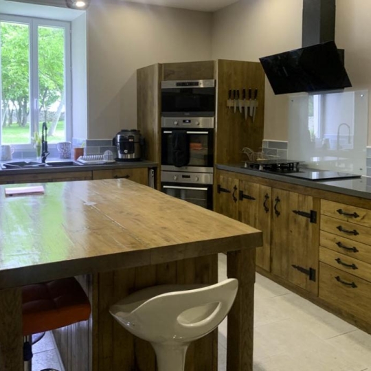  Agence Immobilière Berland Bennett : Maison / Villa | SAUZE-VAUSSAIS (79190) | 439 m2 | 390 350 € 