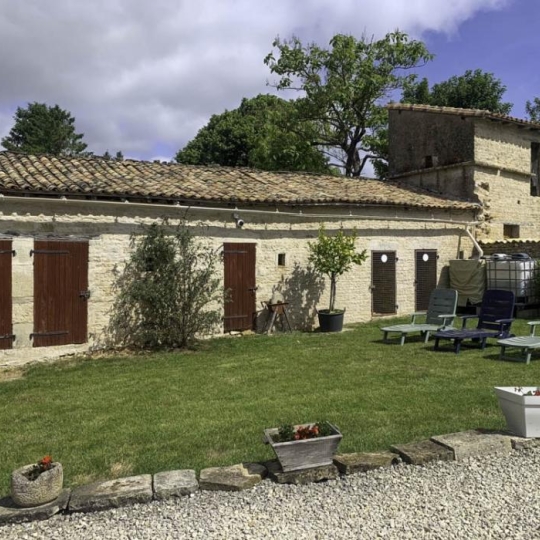  Agence Immobilière Berland Bennett : Maison / Villa | SAUZE-VAUSSAIS (79190) | 439 m2 | 390 350 € 