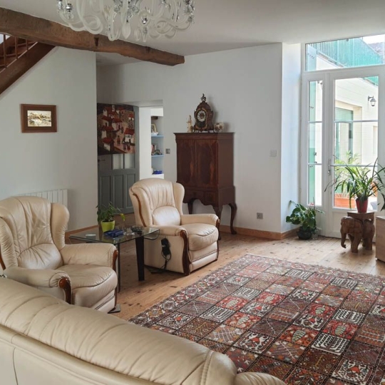  Agence Immobilière Berland Bennett : House | AULNAY (17470) | 190 m2 | 299 500 € 