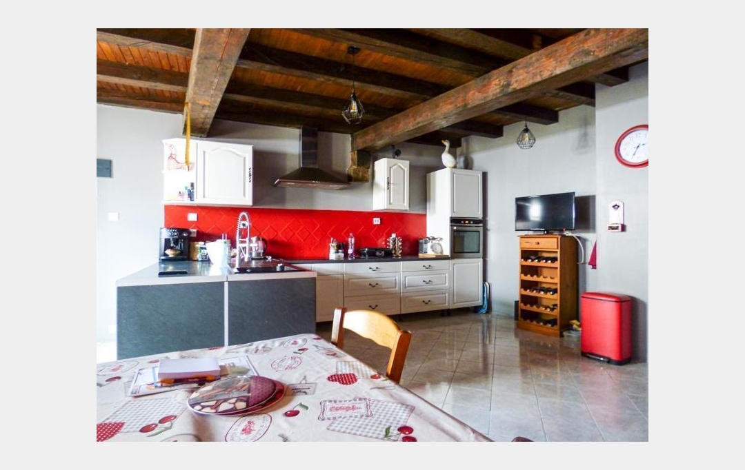 Agence Immobilière Berland Bennett : House | CHEF-BOUTONNE (79110) | 201 m2 | 202 700 € 