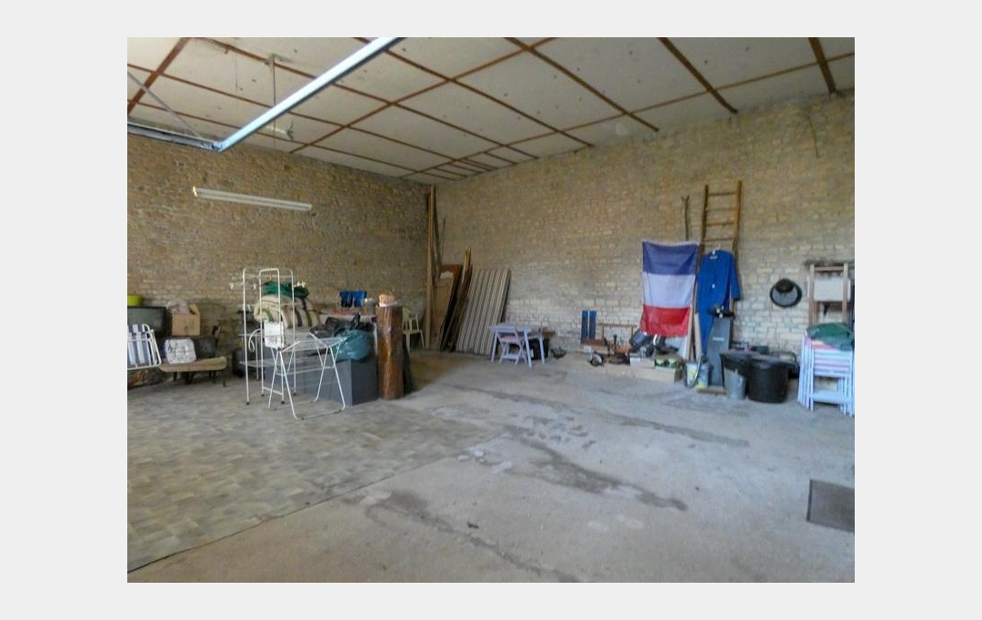 Agence Immobilière Berland Bennett : Maison / Villa | LEZAY (79120) | 243 m2 | 160 000 € 