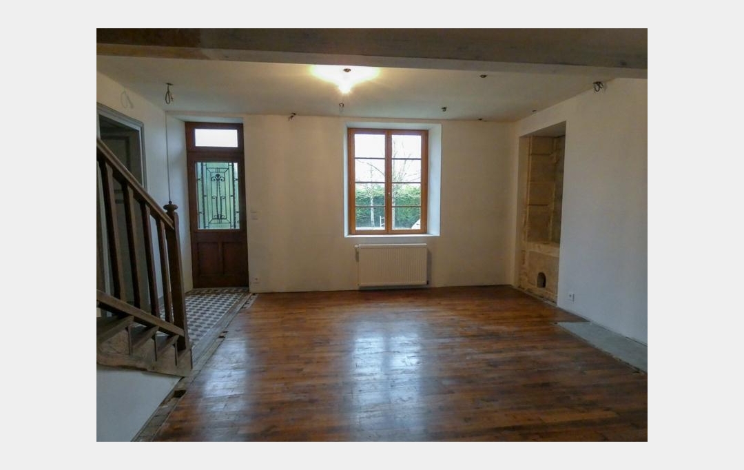 Agence Immobilière Berland Bennett : House | RUFFEC (16700) | 170 m2 | 170 550 € 