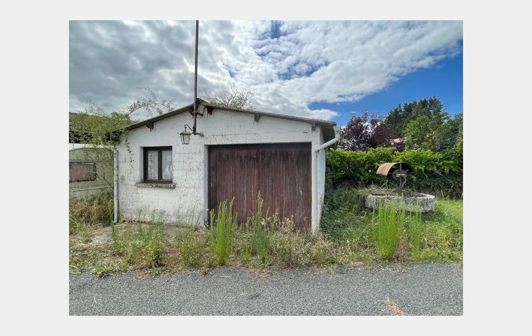 Agence Immobilière Berland Bennett : House | SAUZE-VAUSSAIS (79190) | 199 m2 | 89 000 € 