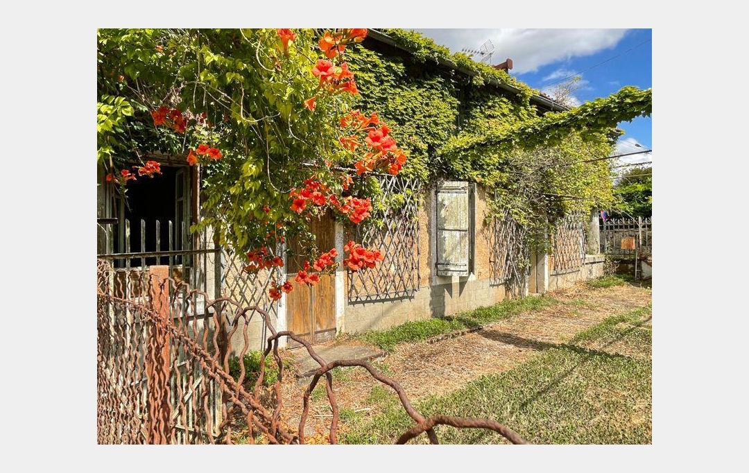 Agence Immobilière Berland Bennett : Maison / Villa | SAUZE-VAUSSAIS (79190) | 214 m2 | 57 500 € 