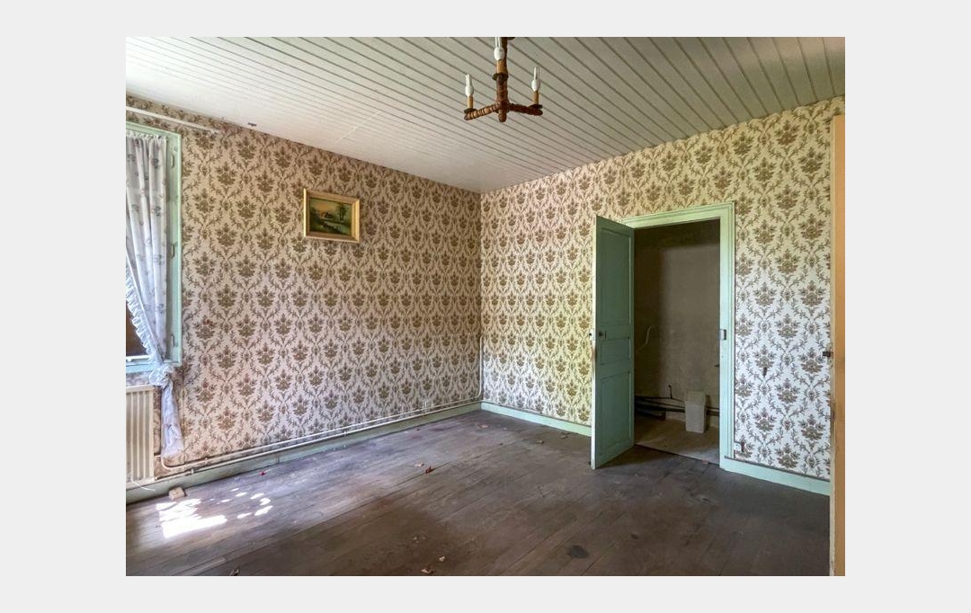 Agence Immobilière Berland Bennett : Maison / Villa | SAUZE-VAUSSAIS (79190) | 214 m2 | 57 500 € 