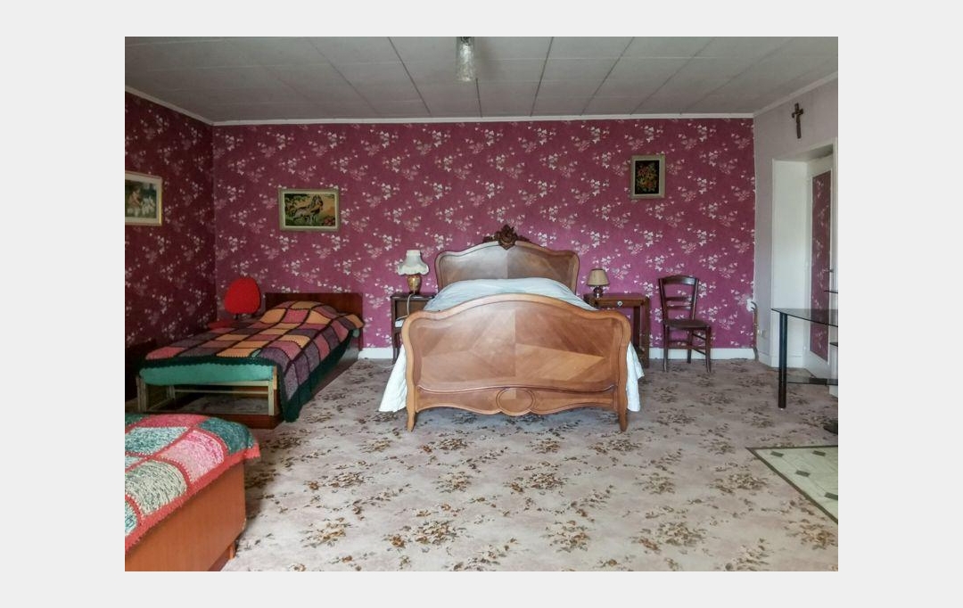 Agence Immobilière Berland Bennett : Maison / Villa | SAUZE-VAUSSAIS (79190) | 270 m2 | 129 600 € 