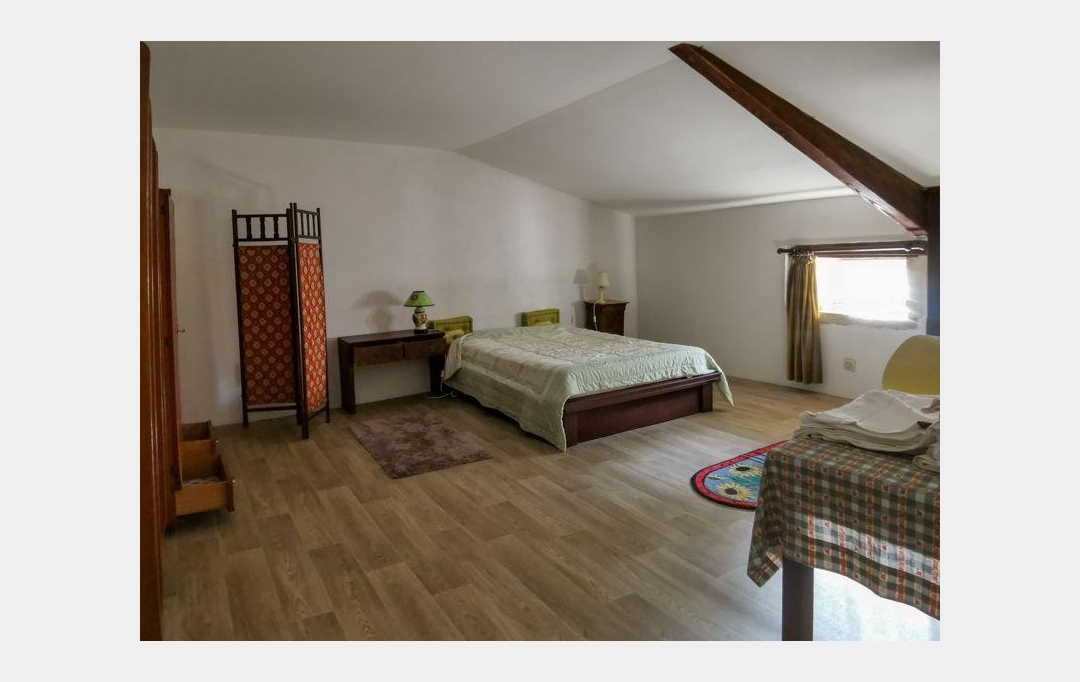 Agence Immobilière Berland Bennett : Maison / Villa | SAUZE-VAUSSAIS (79190) | 270 m2 | 129 600 € 