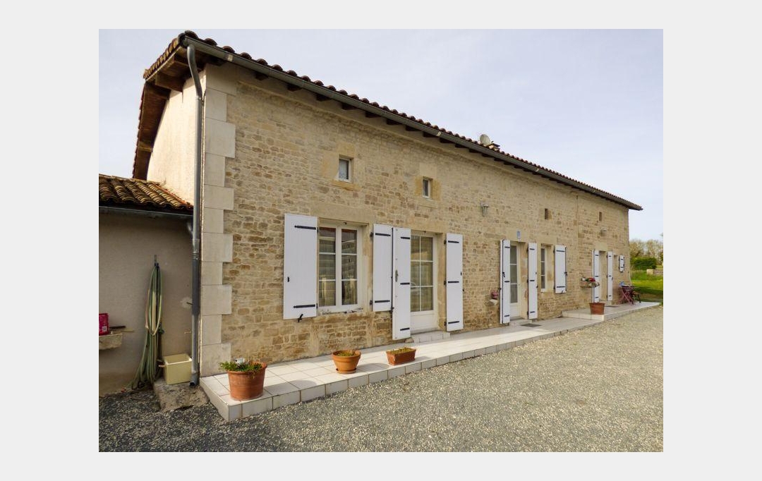 Agence Immobilière Berland Bennett : Maison / Villa | CHEF-BOUTONNE (79110) | 150 m2 | 186 725 € 
