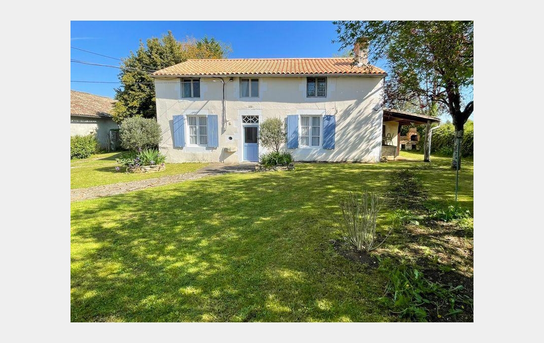Agence Immobilière Berland Bennett : Maison / Villa | SAUZE-VAUSSAIS (79190) | 300 m2 | 342 875 € 