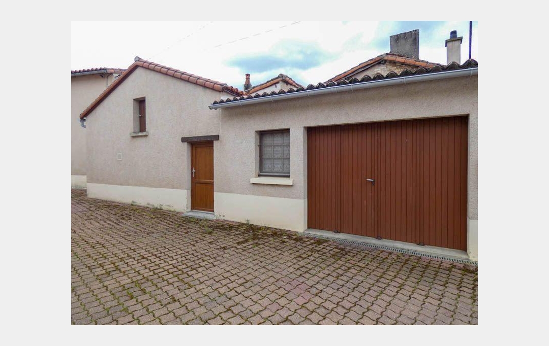 Agence Immobilière Berland Bennett : Maison / Villa | PAYROUX (86350) | 105 m2 | 98 460 € 