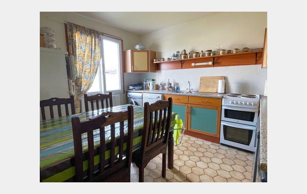 Agence Immobilière Berland Bennett : Maison / Villa | SAUZE-VAUSSAIS (79190) | 149 m2 | 129 600 € 