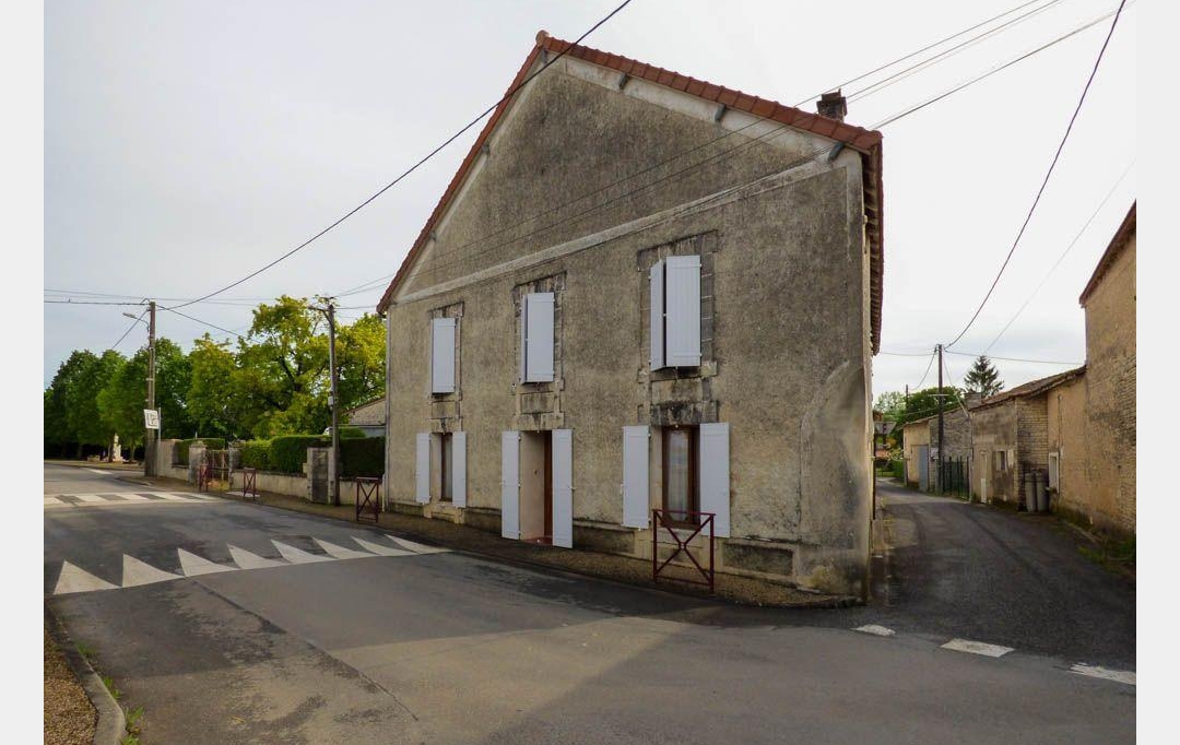 Agence Immobilière Berland Bennett : Maison / Villa | AIGRE (16140) | 154 m2 | 155 500 € 