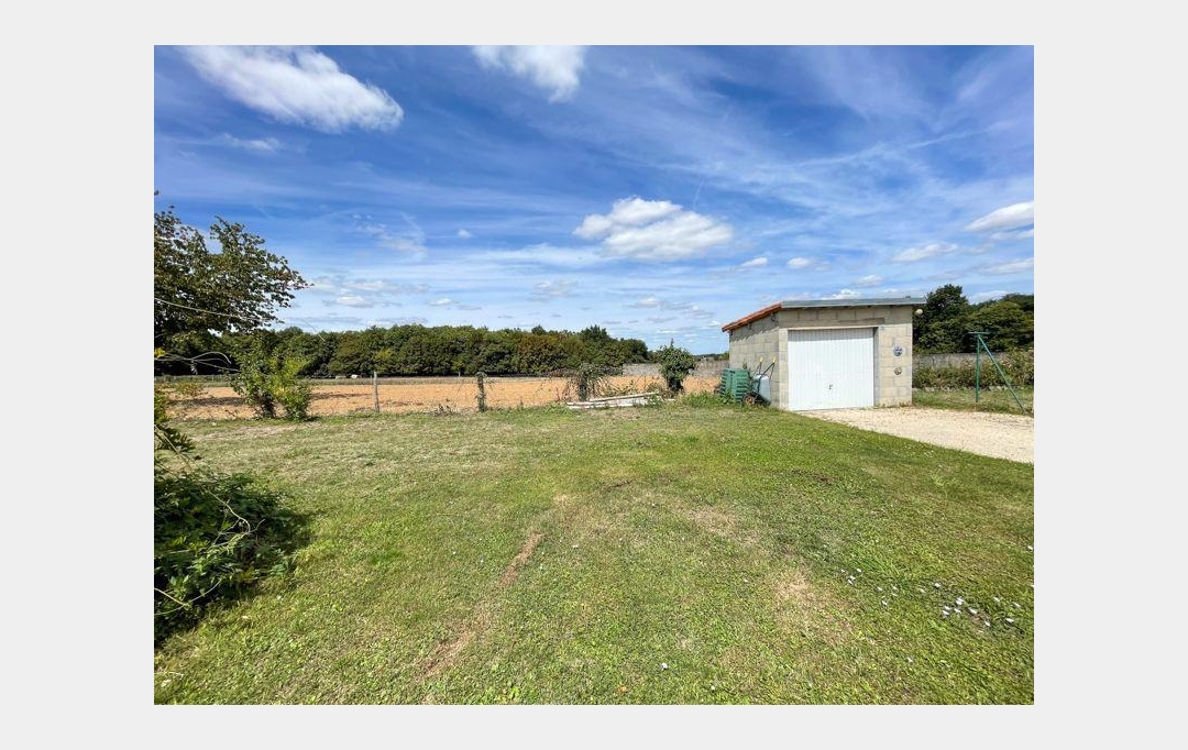 Agence Immobilière Berland Bennett : Maison / Villa | RUFFEC (16700) | 155 m2 | 139 800 € 