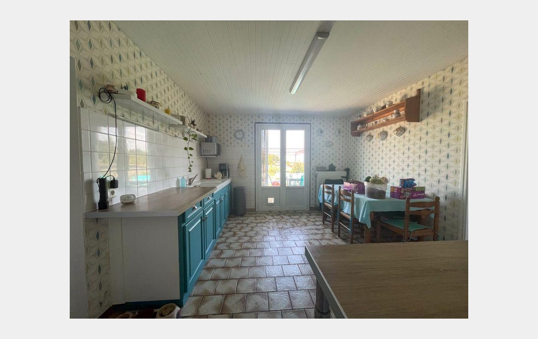 Agence Immobilière Berland Bennett : Maison / Villa | RUFFEC (16700) | 155 m2 | 171 200 € 